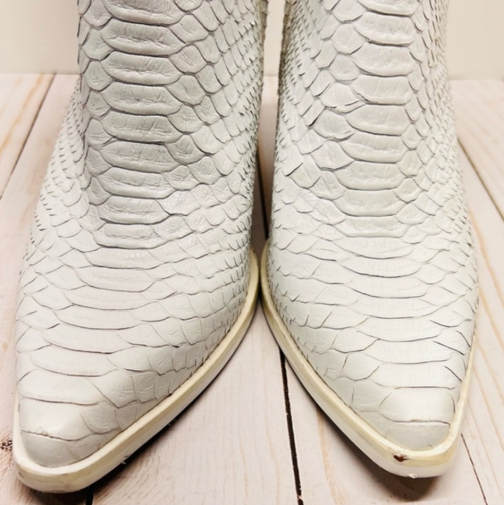 Jeffrey Campbell Pure White Flynn Snakeskin Cowboy Boots👢 🤠  Size 9 - Picture 7 of 11
